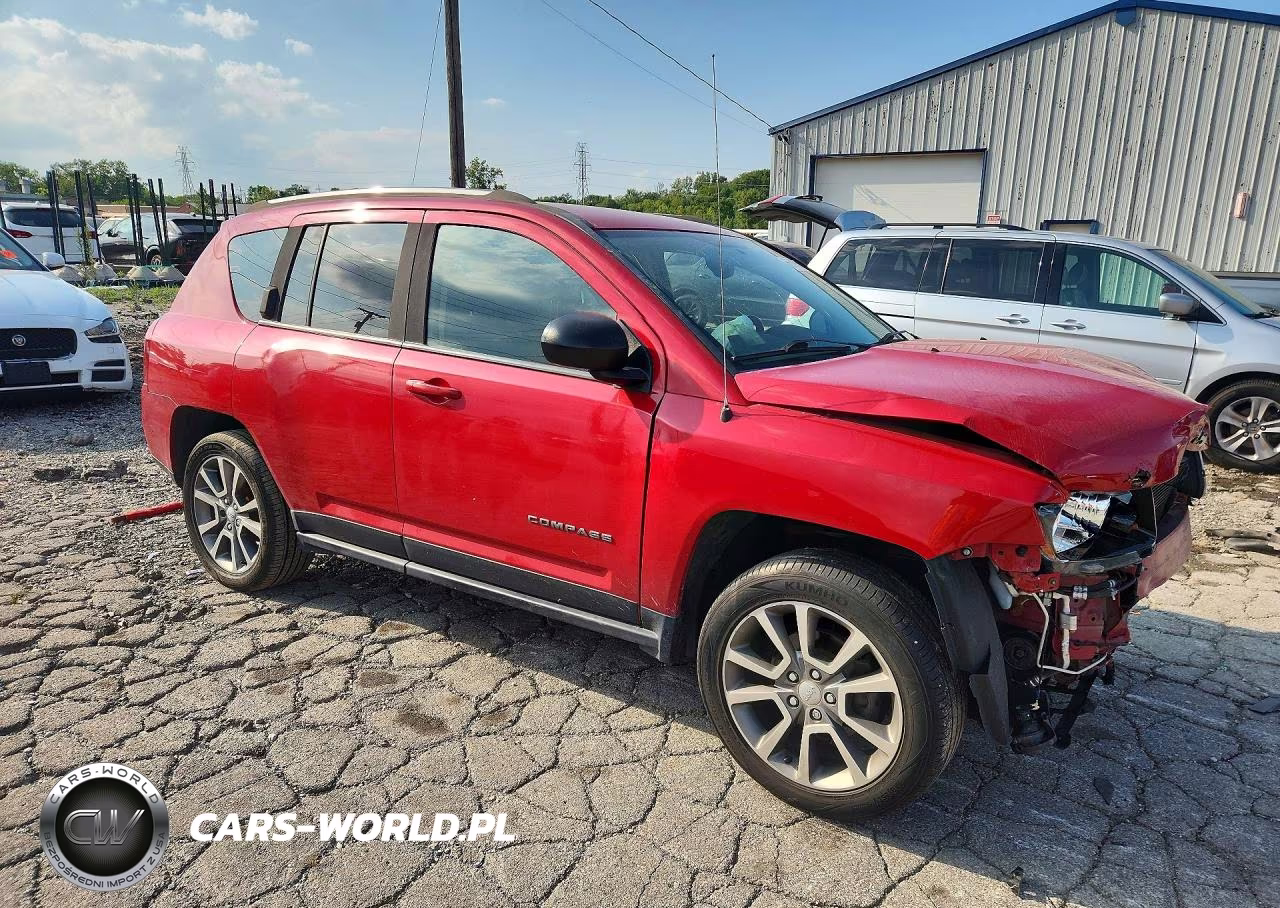 2016 Jeep Compass Sport VIN:1C4NJCBA2GD760220 - 4