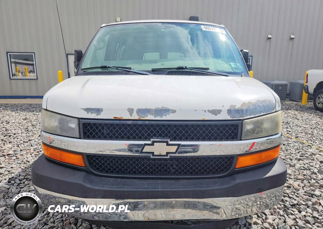 2009 Chevrolet Express G2500 VIN:1GCGG25C391127101 - 5