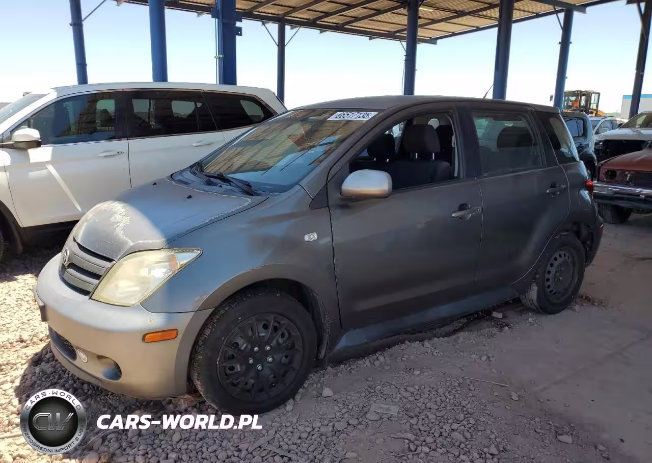 2004 Toyota Scion Xa