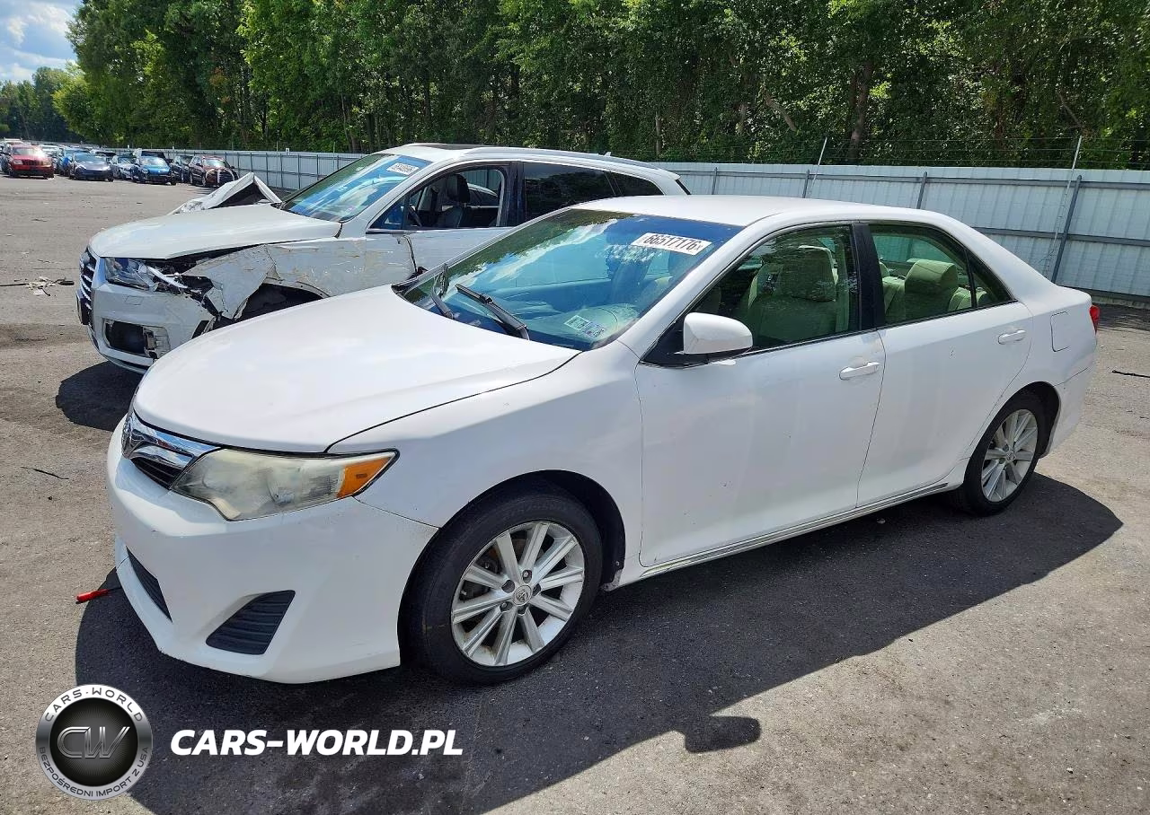 2012 Toyota Camry Hybrid Le