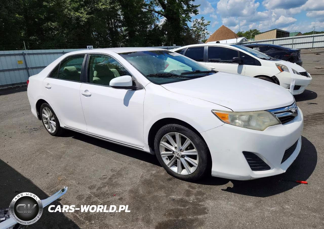 2012 Toyota Camry Hybrid Le VIN:4T1BD1FK0CU051485 - 4