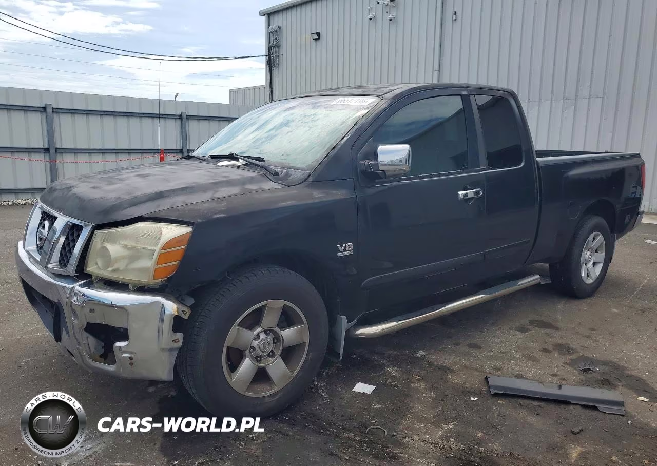 2004 Nissan Titan Xe