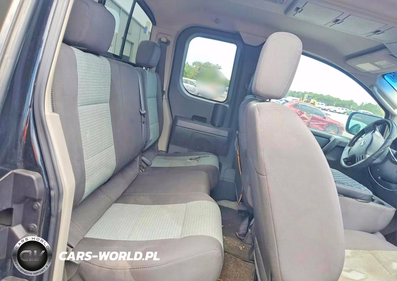 2004 Nissan Titan Xe VIN:1N6AA06A84N526724 - 10