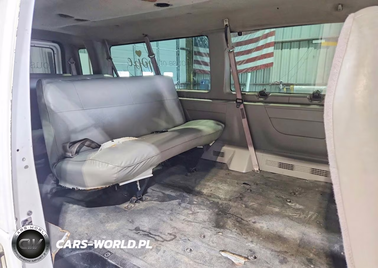 1998 Ford Econoline E350 Super Duty VIN:1FBSS31L5WHA03830 - 11