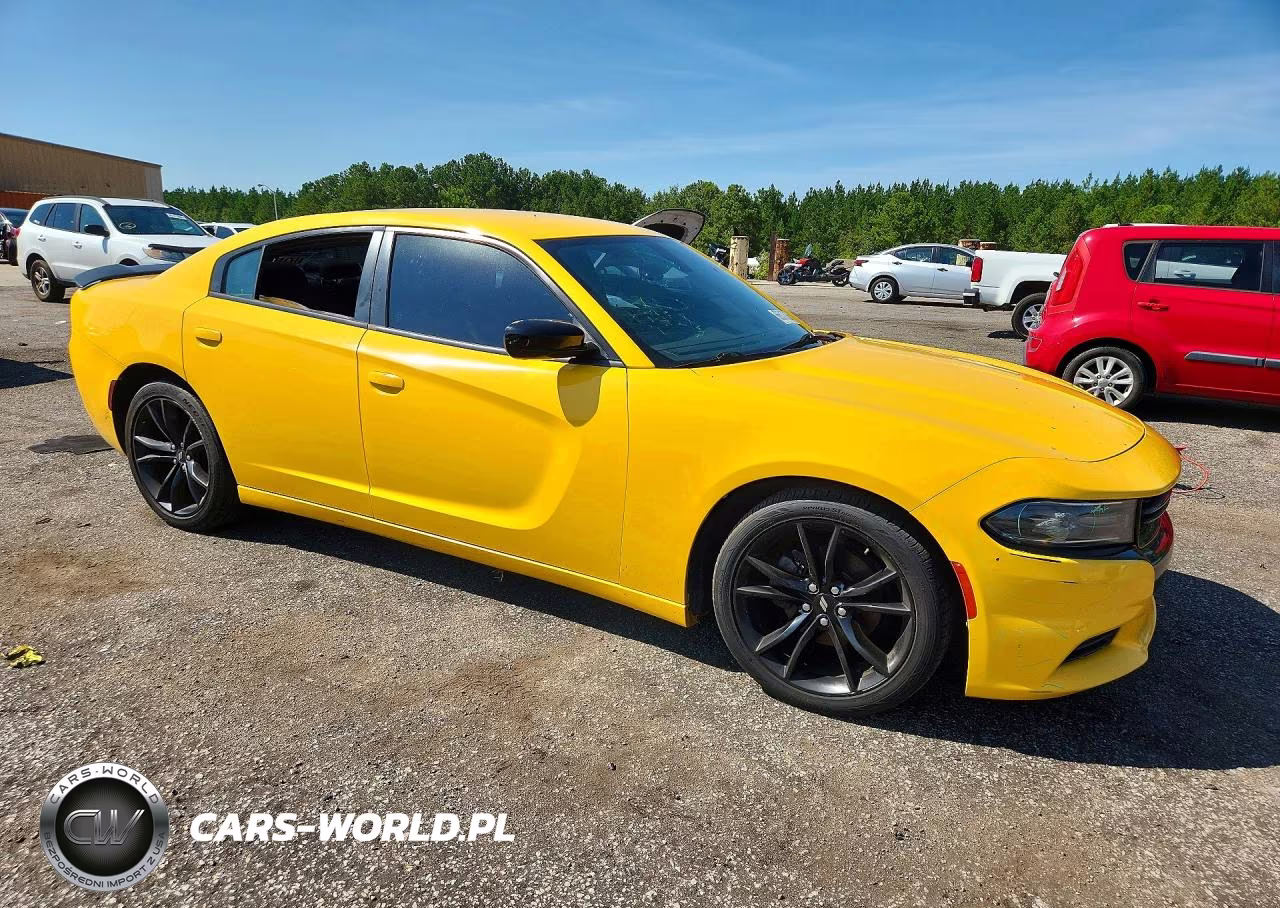 2017 Dodge Charger Se VIN:2C3CDXBG2HH525660 - 4