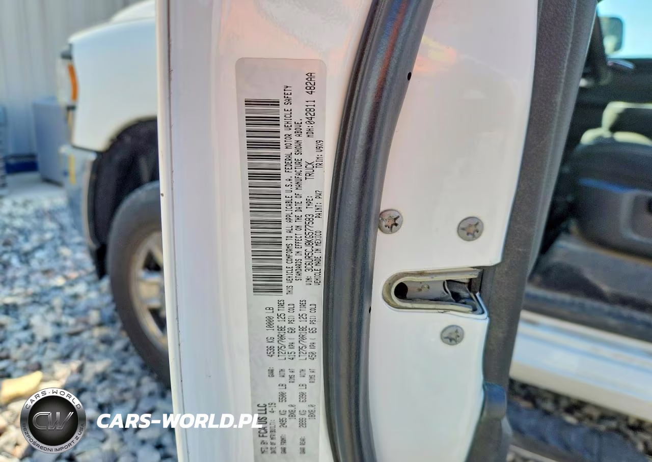 2019 Ram 2500 Tradesman VIN:3C6UR5CJ8KG577583 - 12