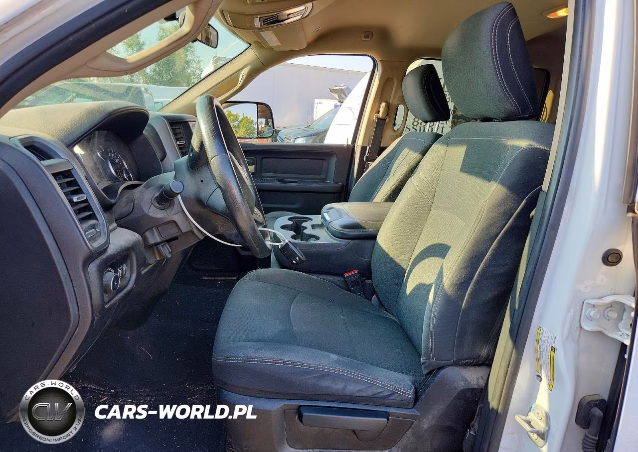 2019 Ram 2500 Tradesman VIN:3C6UR5CJ8KG577583 - 7
