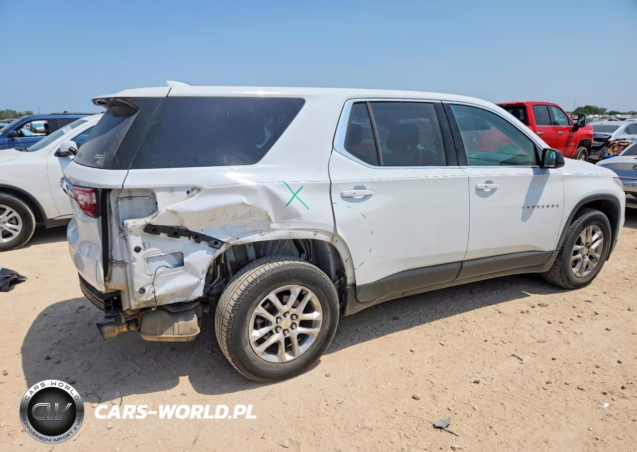 2018 Chevrolet Traverse Ls VIN:1GNEVFKW8JJ128727 - 3