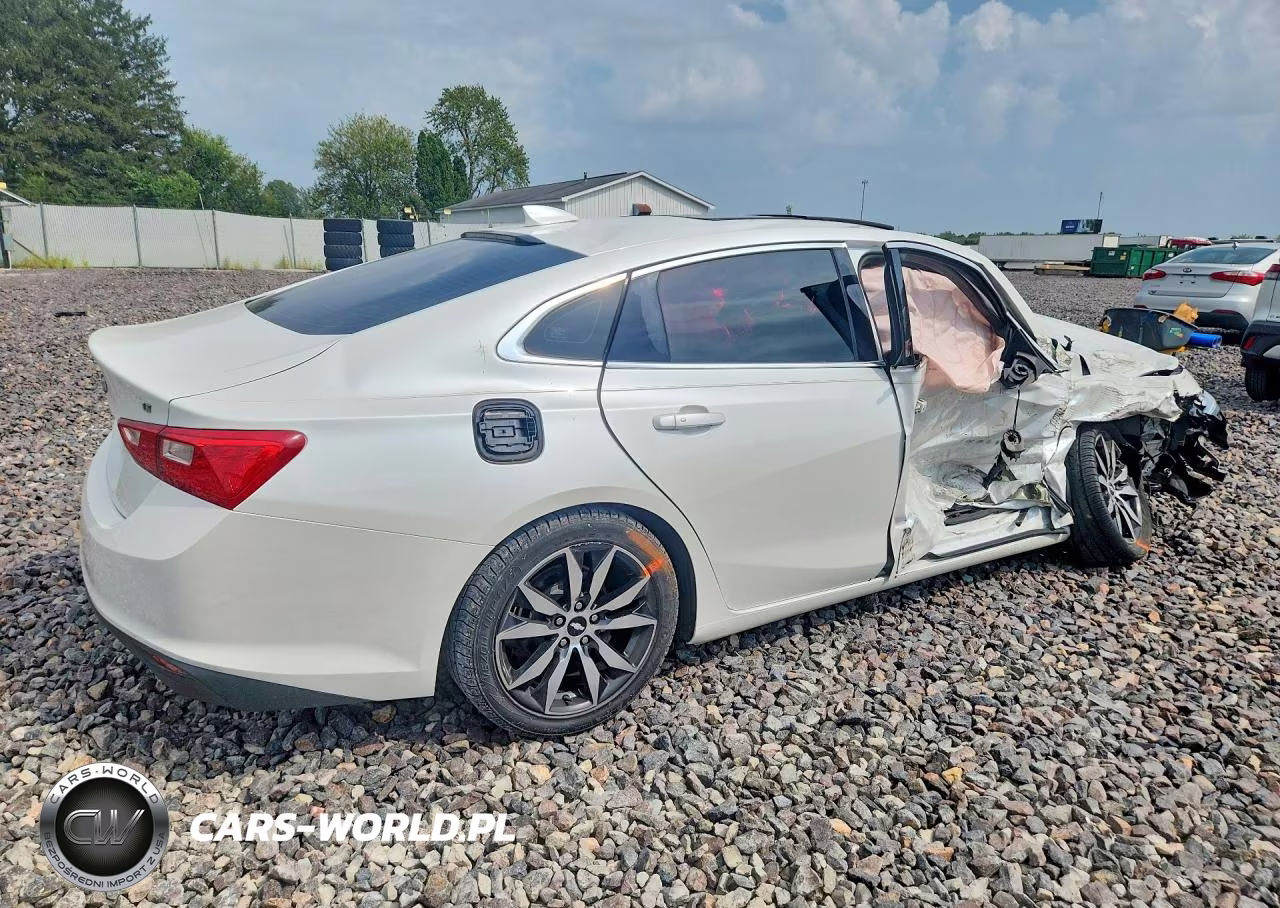2016 Chevrolet Malibu Lt VIN:1G1ZE5ST7GF317447 - 3