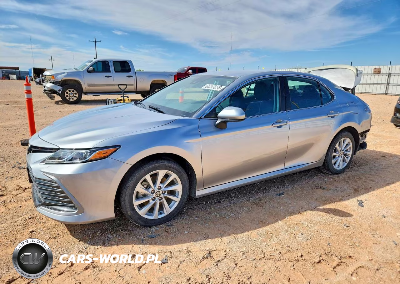 2024 Toyota Camry Le