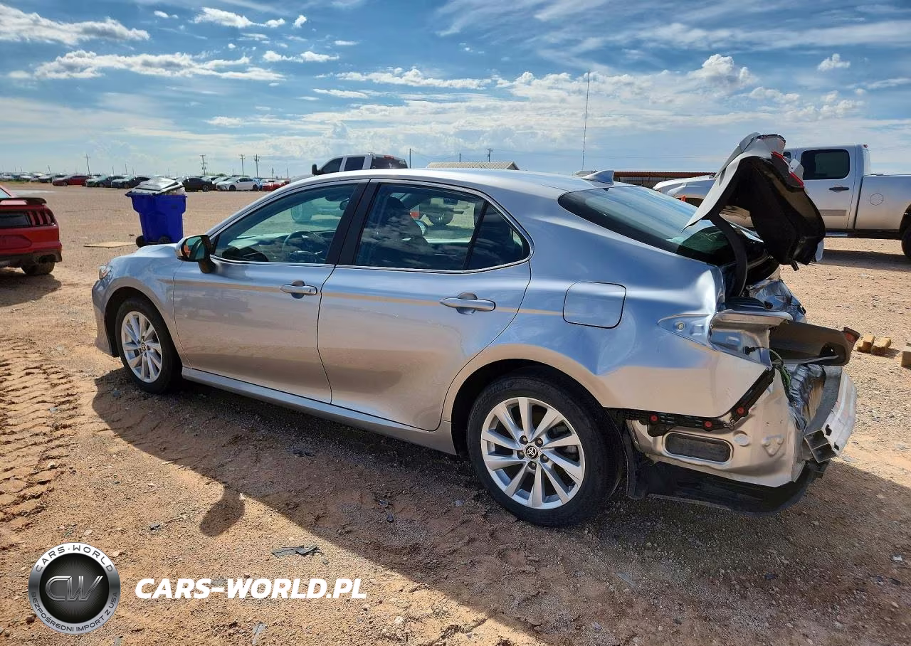 2024 Toyota Camry Le VIN:4T1C11AK3RU886476 - 2