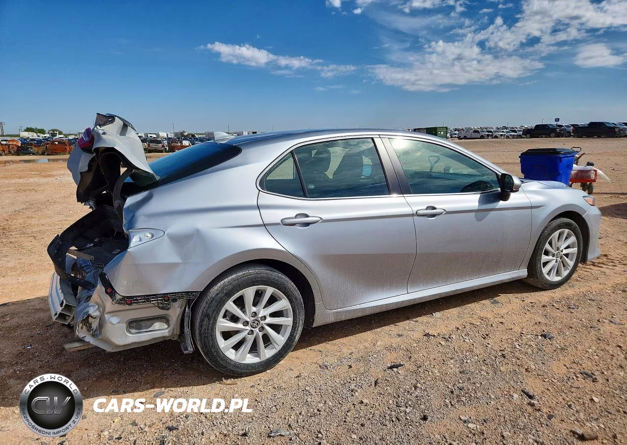 2024 Toyota Camry Le VIN:4T1C11AK3RU886476 - 3
