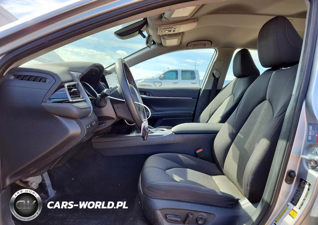 2024 Toyota Camry Le VIN:4T1C11AK3RU886476 - 7
