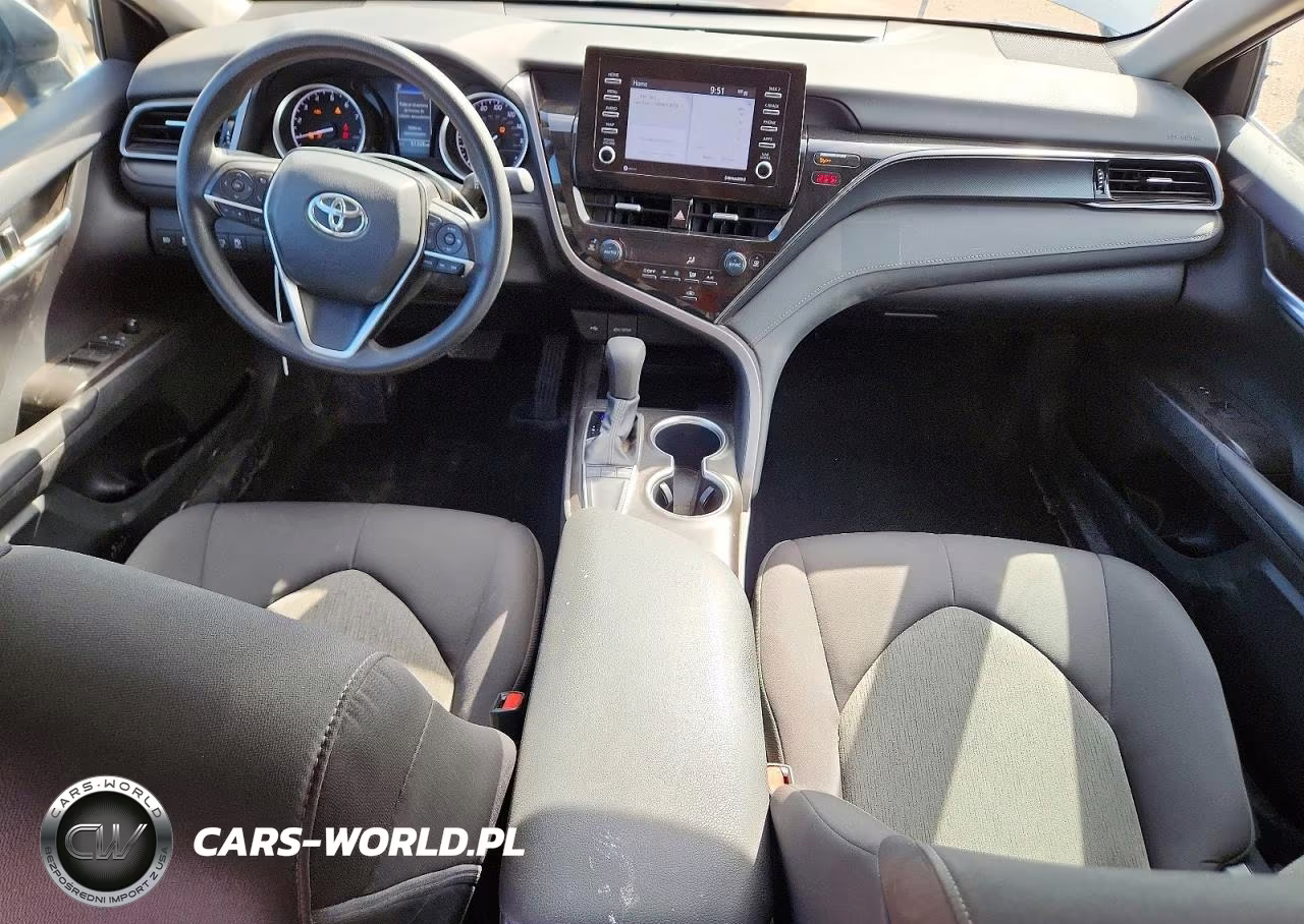 2024 Toyota Camry Le VIN:4T1C11AK3RU886476 - 8