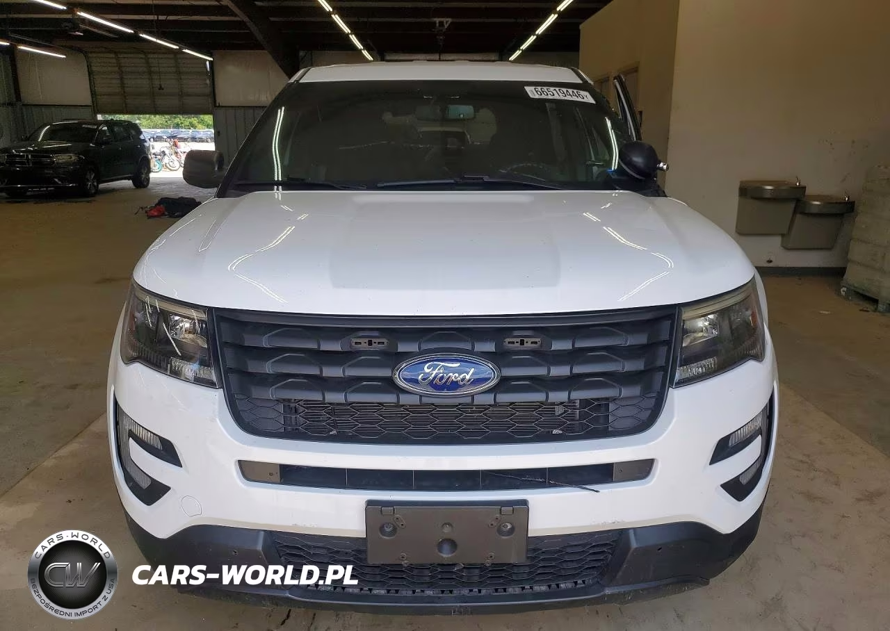 2018 Ford Explorer Police Interceptor VIN:1FM5K8ARXJGC56565 - 5