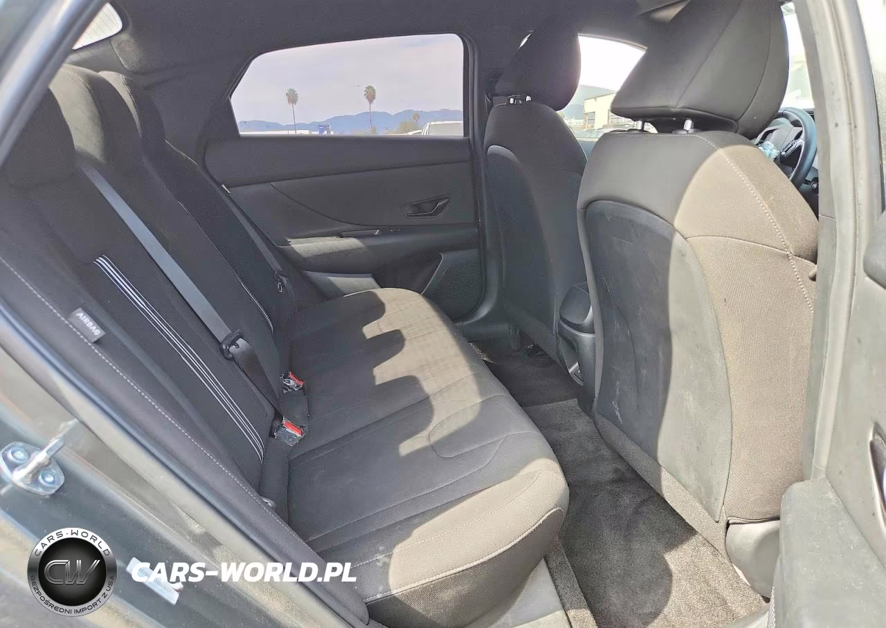 2025 Hyundai Elantra Sel Sport VIN:KMHLM4DG9SU954642 - 10