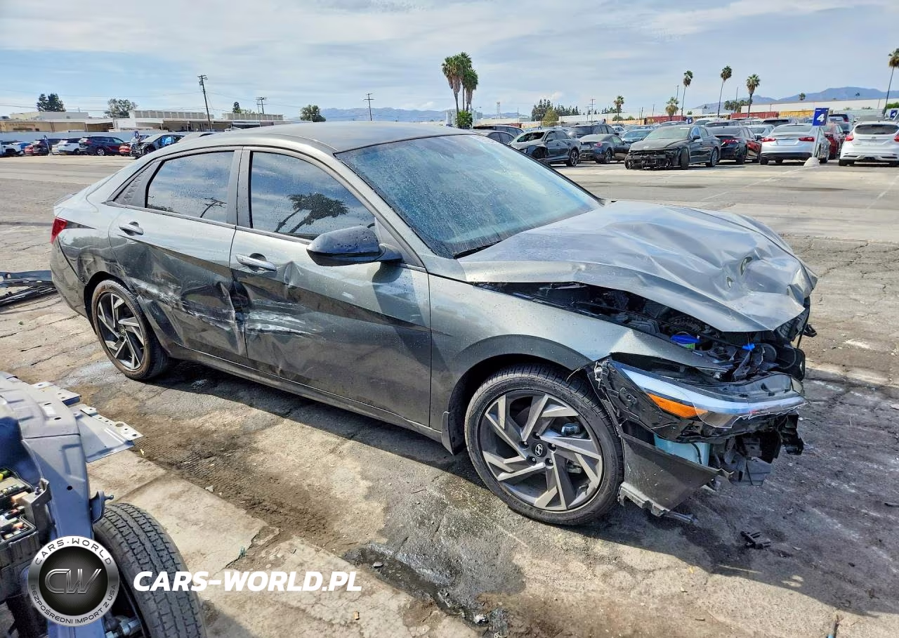 2025 Hyundai Elantra Sel Sport VIN:KMHLM4DG9SU954642 - 4