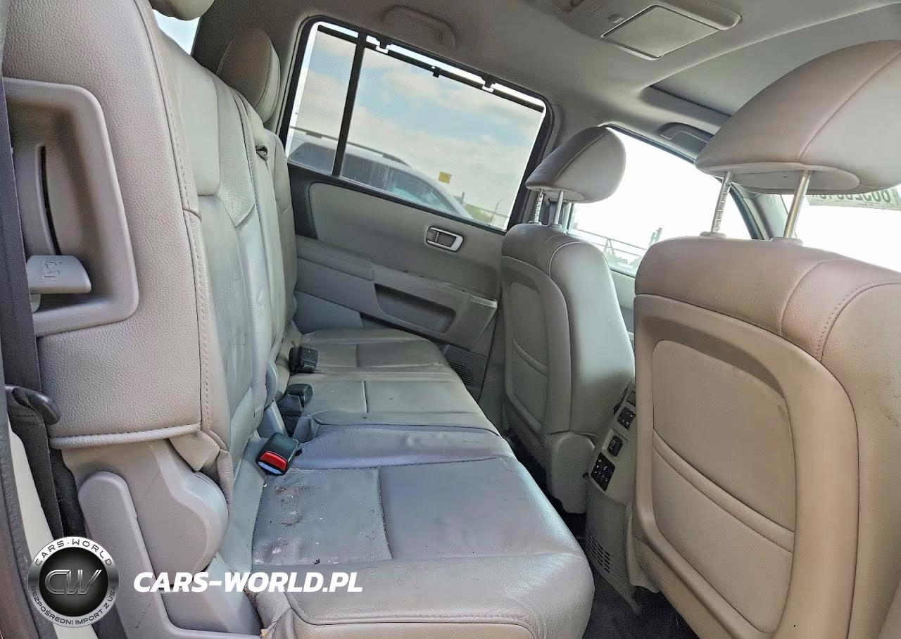 2015 Honda Pilot Touring VIN:5FNYF4H96FB015205 - 10