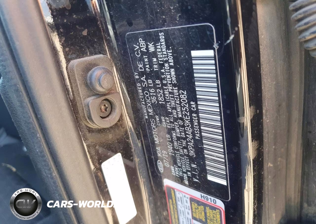 2019 Kia Rio S VIN:3KPA24AB3KE252082 - 12