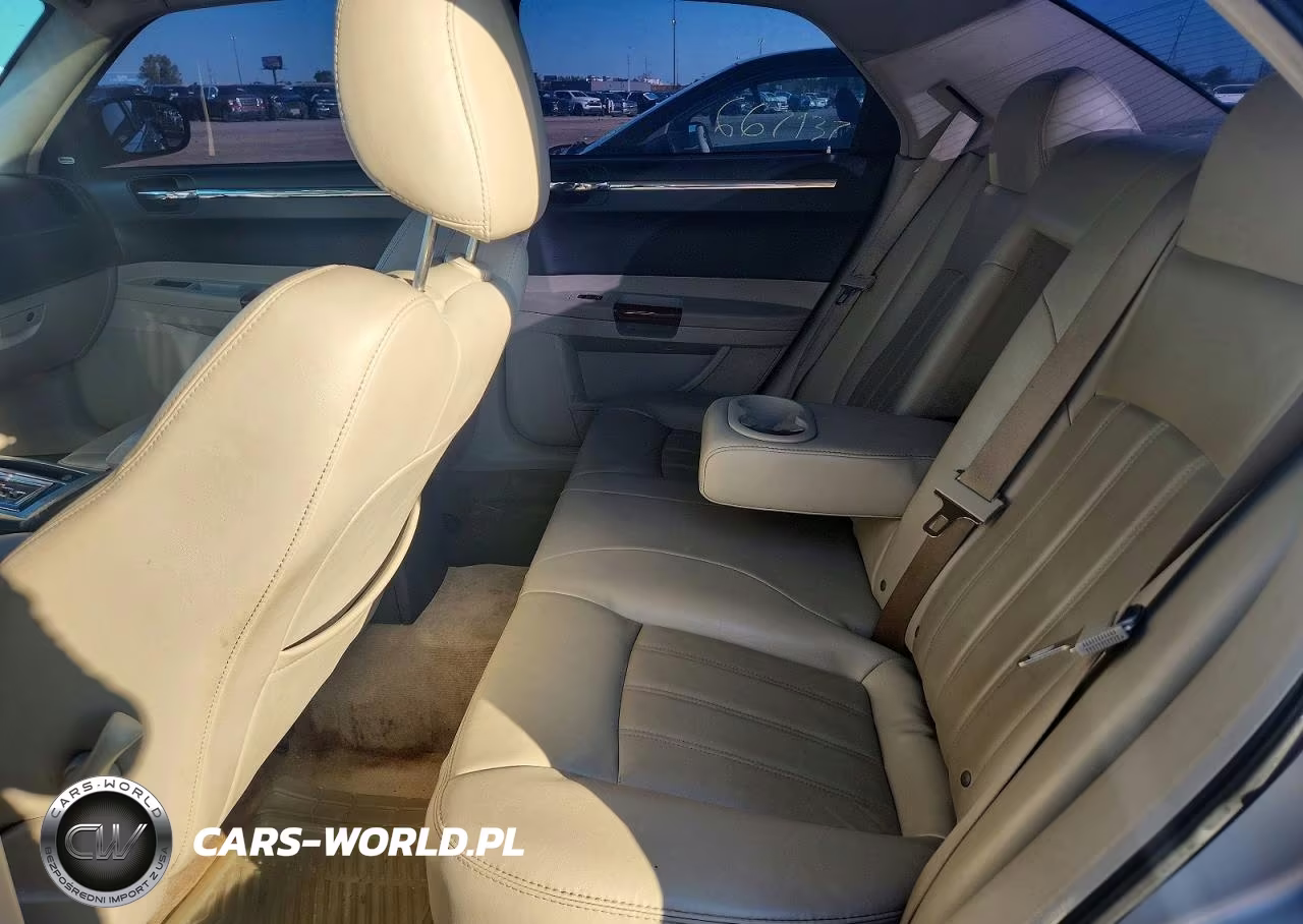 2006 Chrysler 300C VIN:2C3KA63H16H535146 - 10