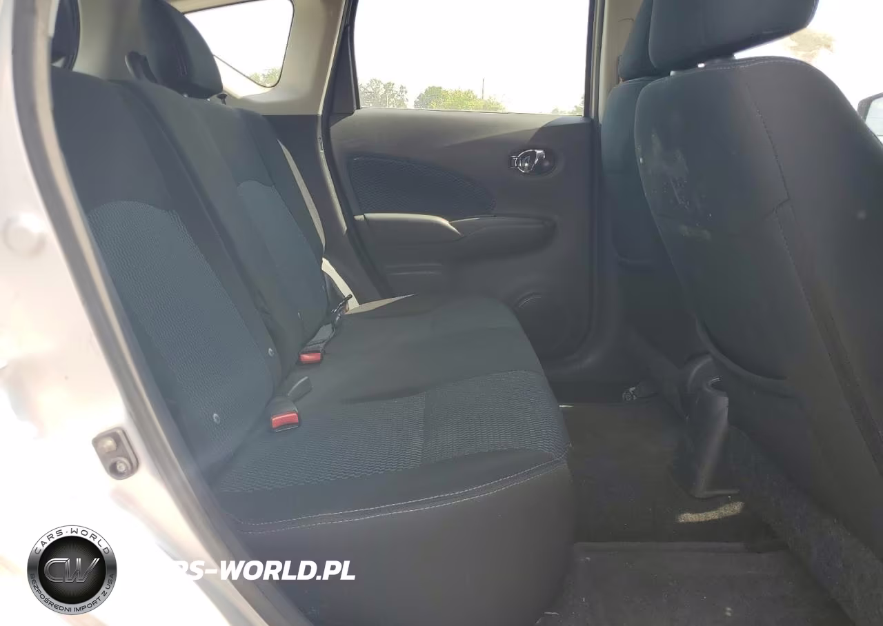 2015 Nissan Versa VIN:3N1CE2CP7FL372405 - 10