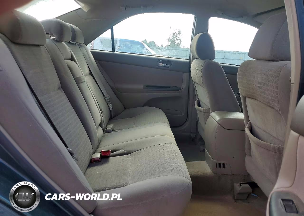 2005 Toyota Camry Le VIN:4T1BE32K85U402015 - 10
