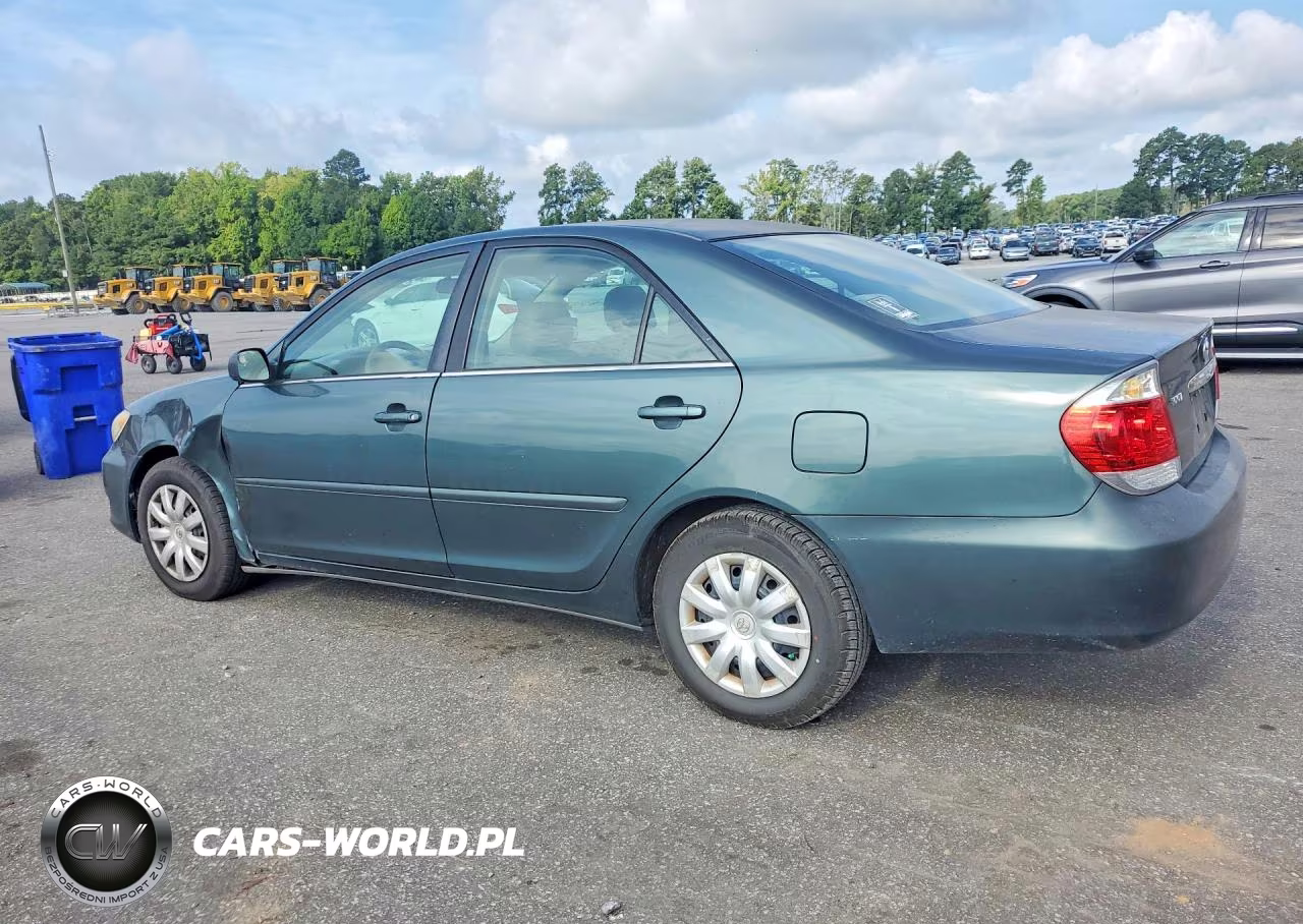 2005 Toyota Camry Le VIN:4T1BE32K85U402015 - 2