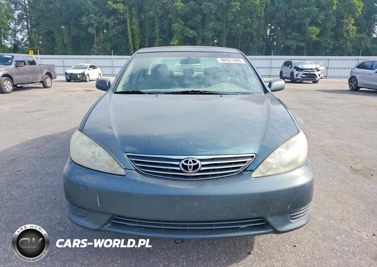 2005 Toyota Camry Le VIN:4T1BE32K85U402015 - 5