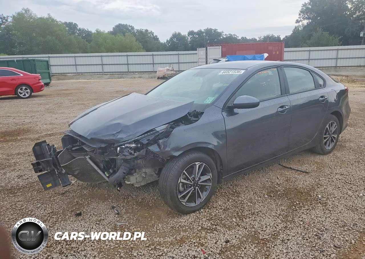 2024 Kia Forte Lxs VIN:3KPF24AD9RE744133 - 1