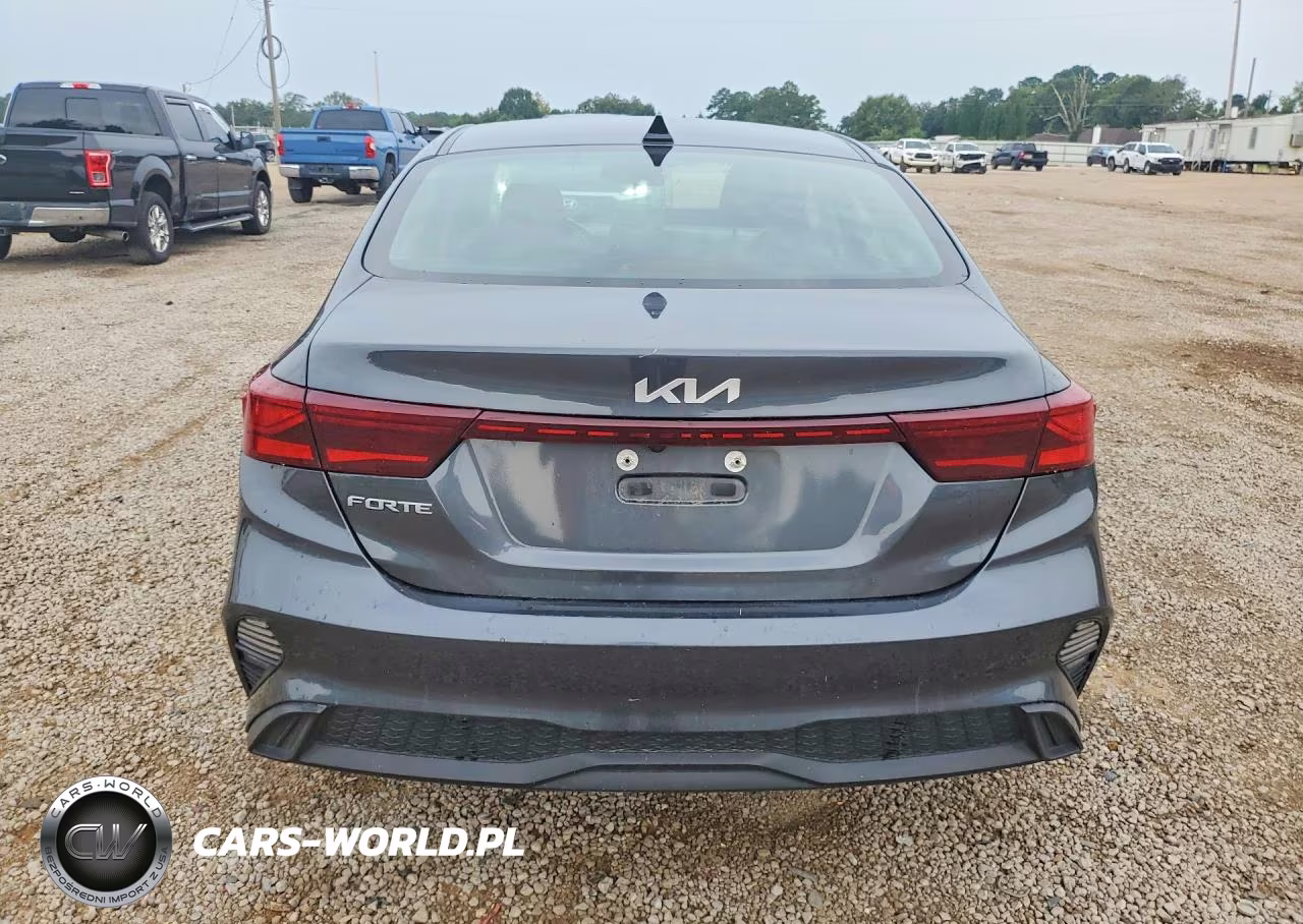 2024 Kia Forte Lxs VIN:3KPF24AD9RE744133 - 6