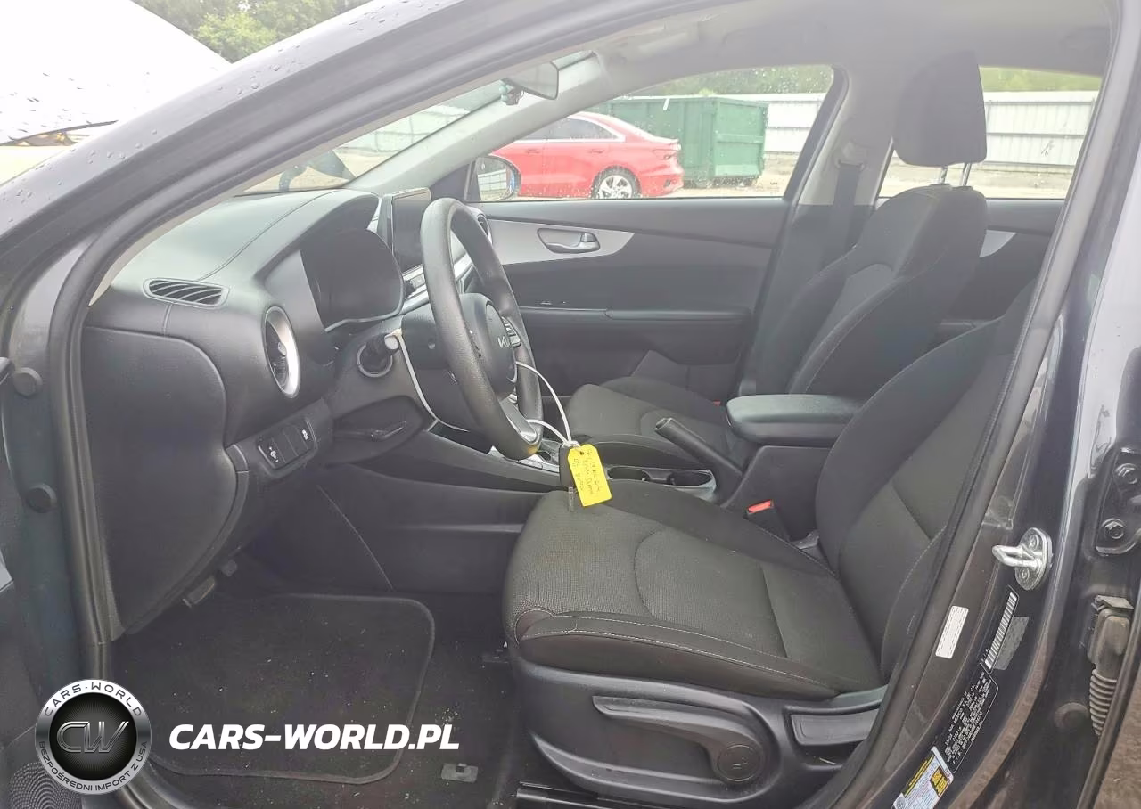 2024 Kia Forte Lxs VIN:3KPF24AD9RE744133 - 7