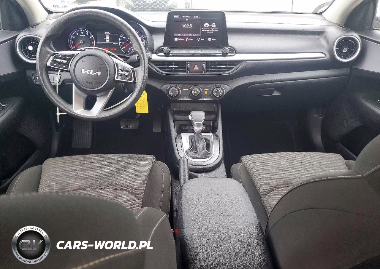2024 Kia Forte Lxs VIN:3KPF24AD9RE744133 - 8