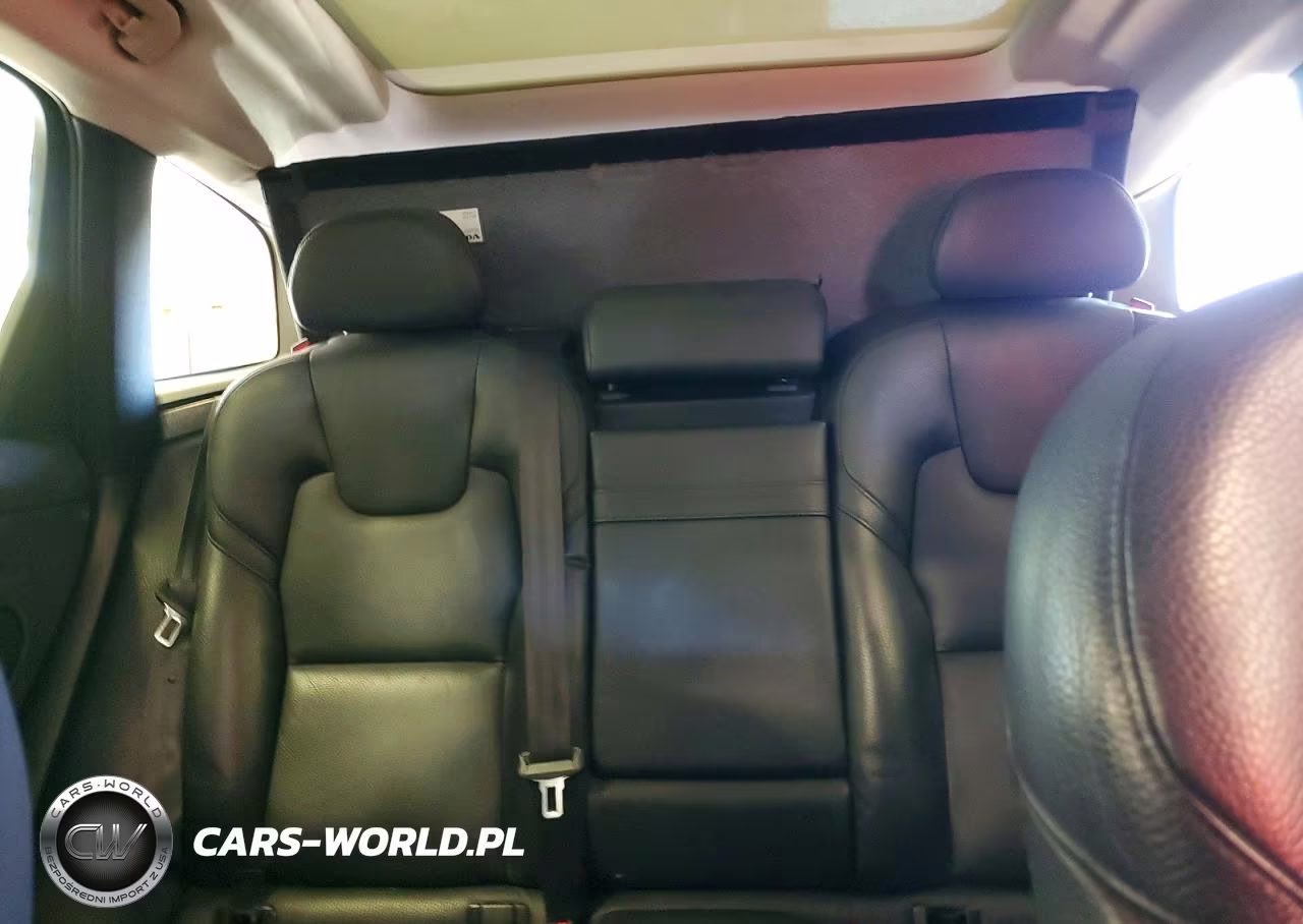 2018 Volvo Xc60 T5 VIN:LYV102RK5JB122751 - 10