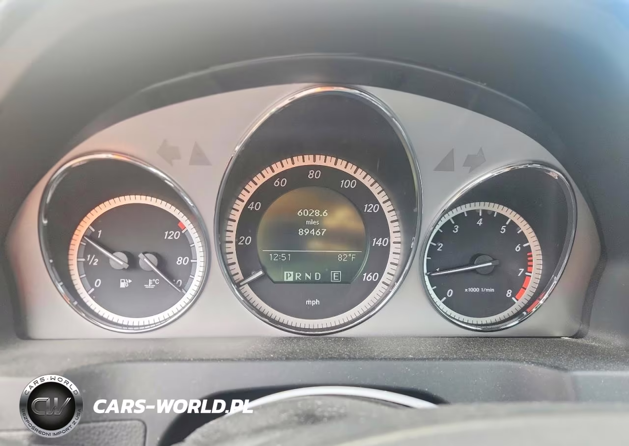 2011 Mercedes-Benz C 300 VIN:WDDGF5EB2BA516190 - 9