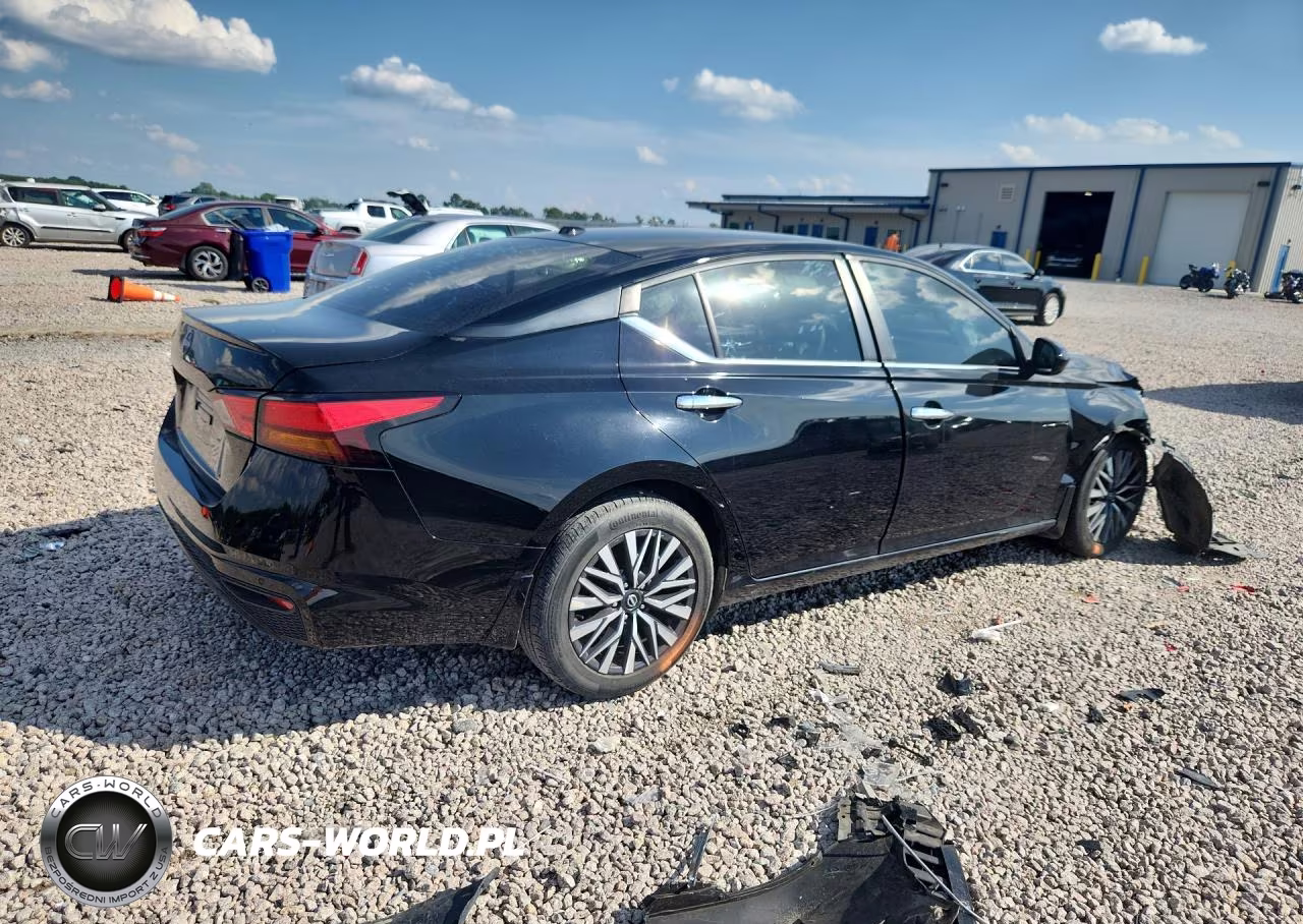 2023 Nissan Altima Sv VIN:1N4BL4DV8PN420427 - 3