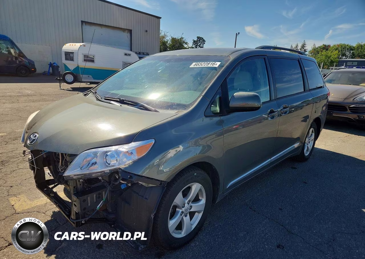 2013 Toyota Sienna Le VIN:5TDKK3DC4DS299214 - 1