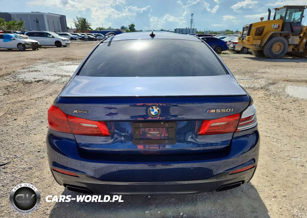 2018 BMW M550Xi VIN:WBAJB9C51JB049351 - 6