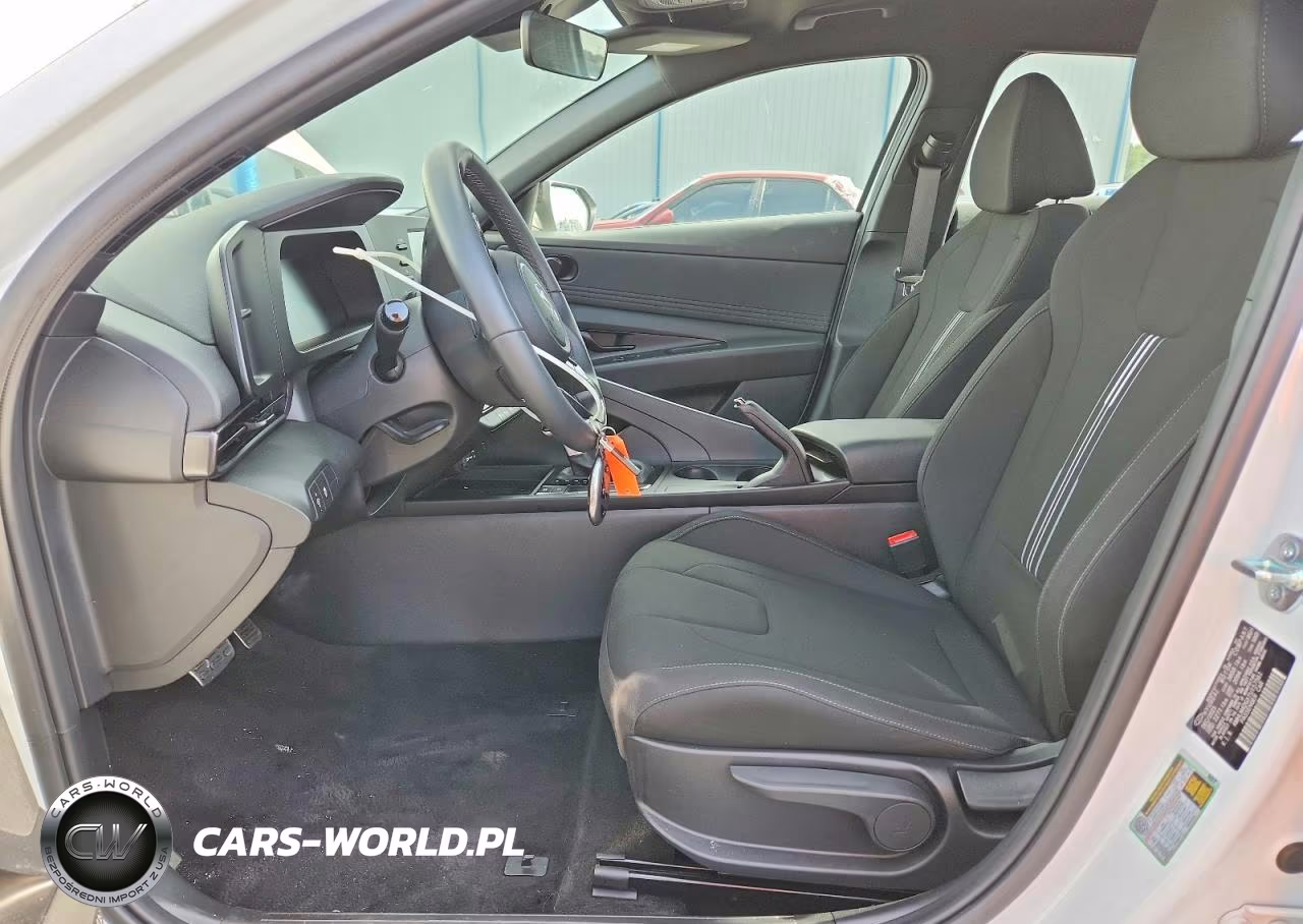 2026 Hyundai Elantra Sel Sport VIN:KMHLM4DGXTU157561 - 7
