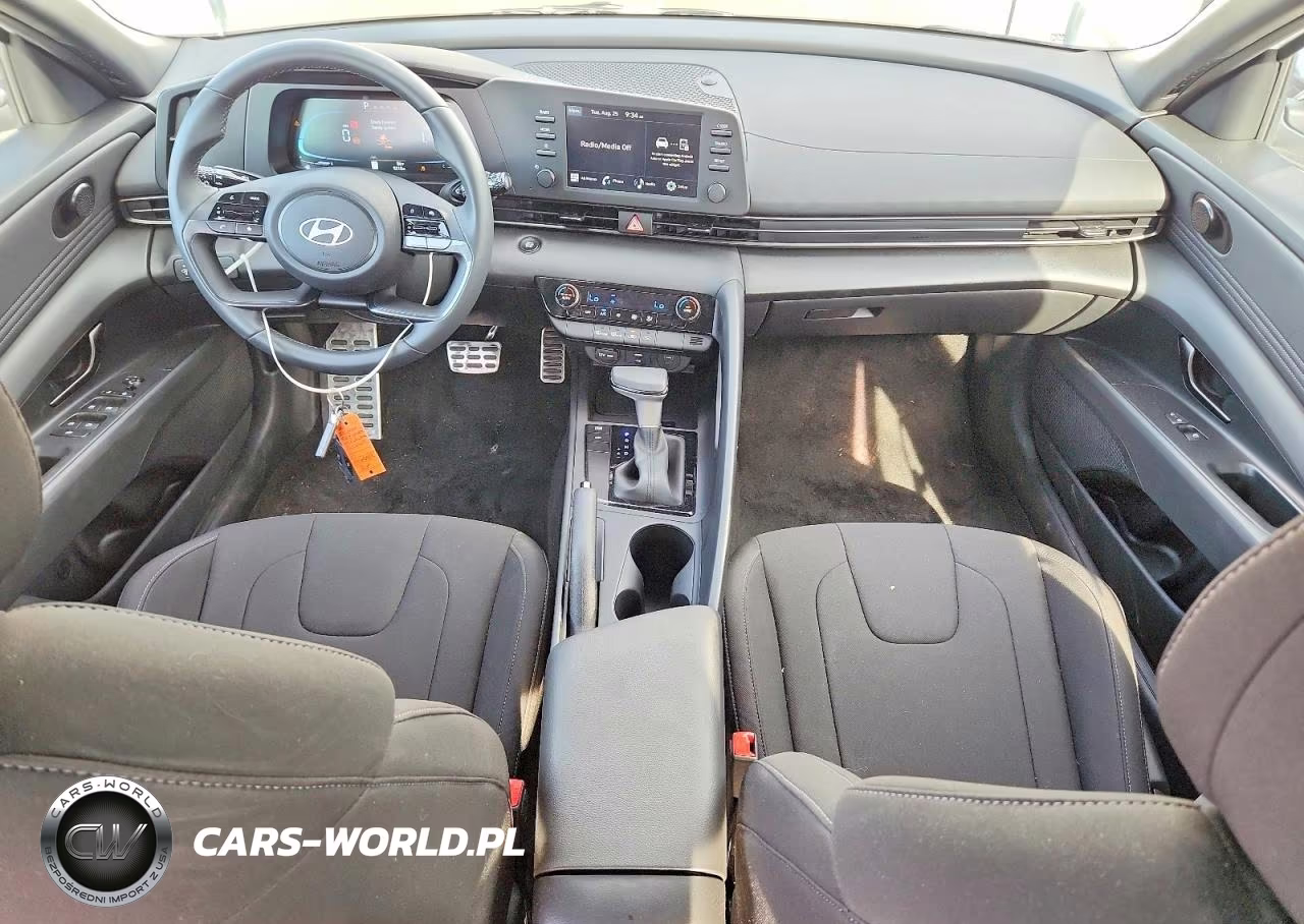 2026 Hyundai Elantra Sel Sport VIN:KMHLM4DGXTU157561 - 8