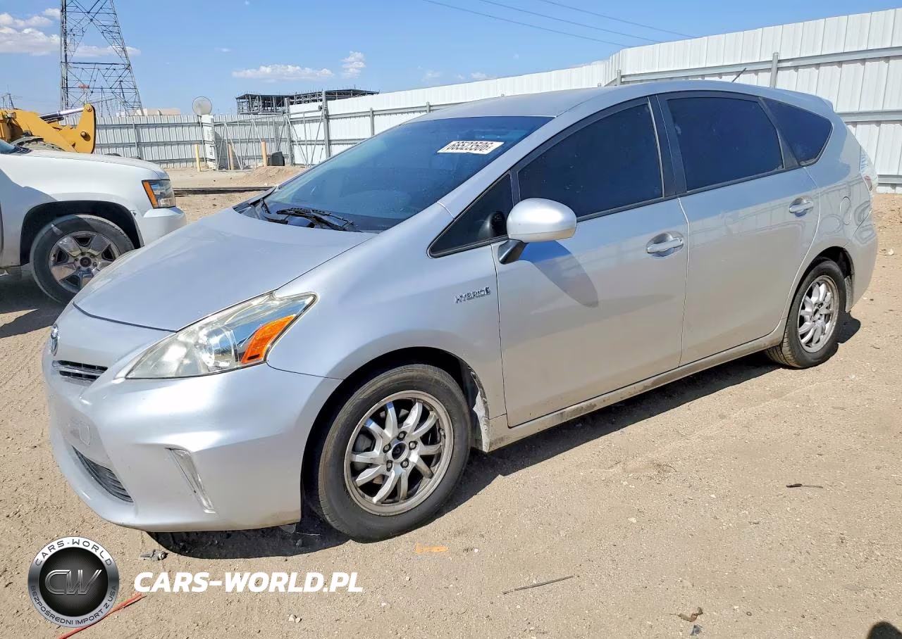 2013 Toyota Prius V Two VIN:JTDZN3EU0D3245309 - 1