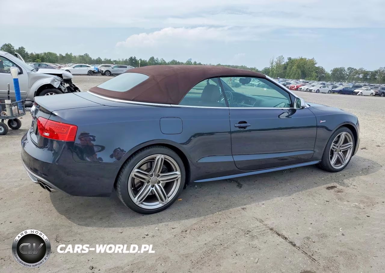 2013 Audi S5 Premium Plus VIN:WAUCGAFH9DN002136 - 3