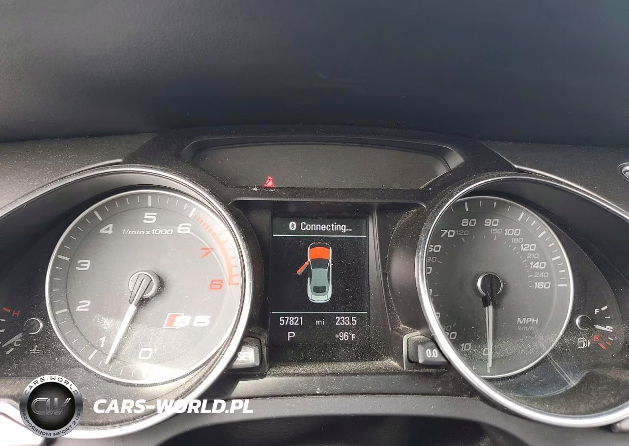 2013 Audi S5 Premium Plus VIN:WAUCGAFH9DN002136 - 9