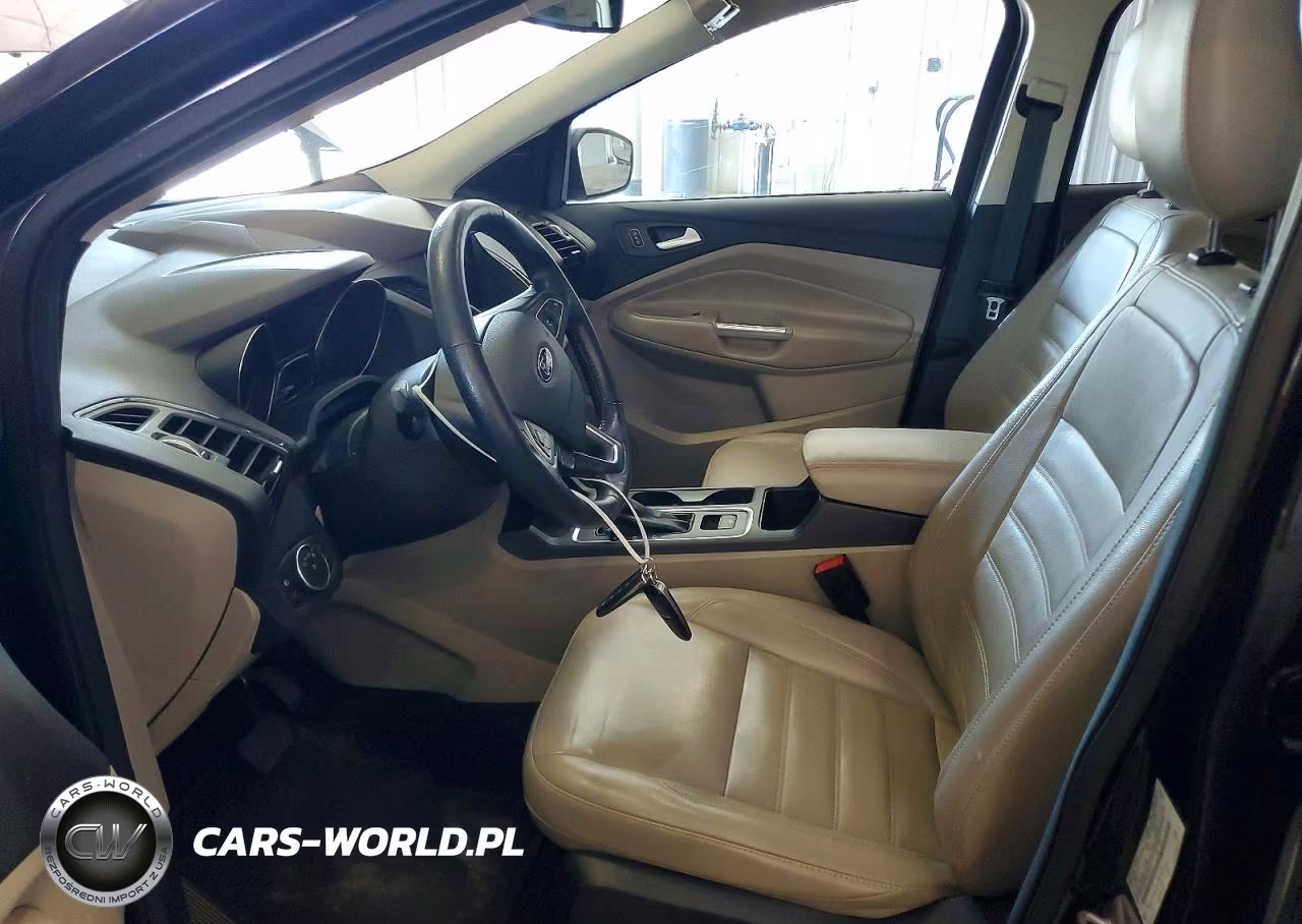 2019 Ford Escape Titanium VIN:1FMCU9J91KUC33461 - 7