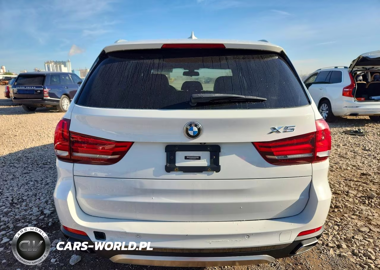 2018 BMW X5 Xdr40E VIN:5UXKT0C57J0W02451 - 6