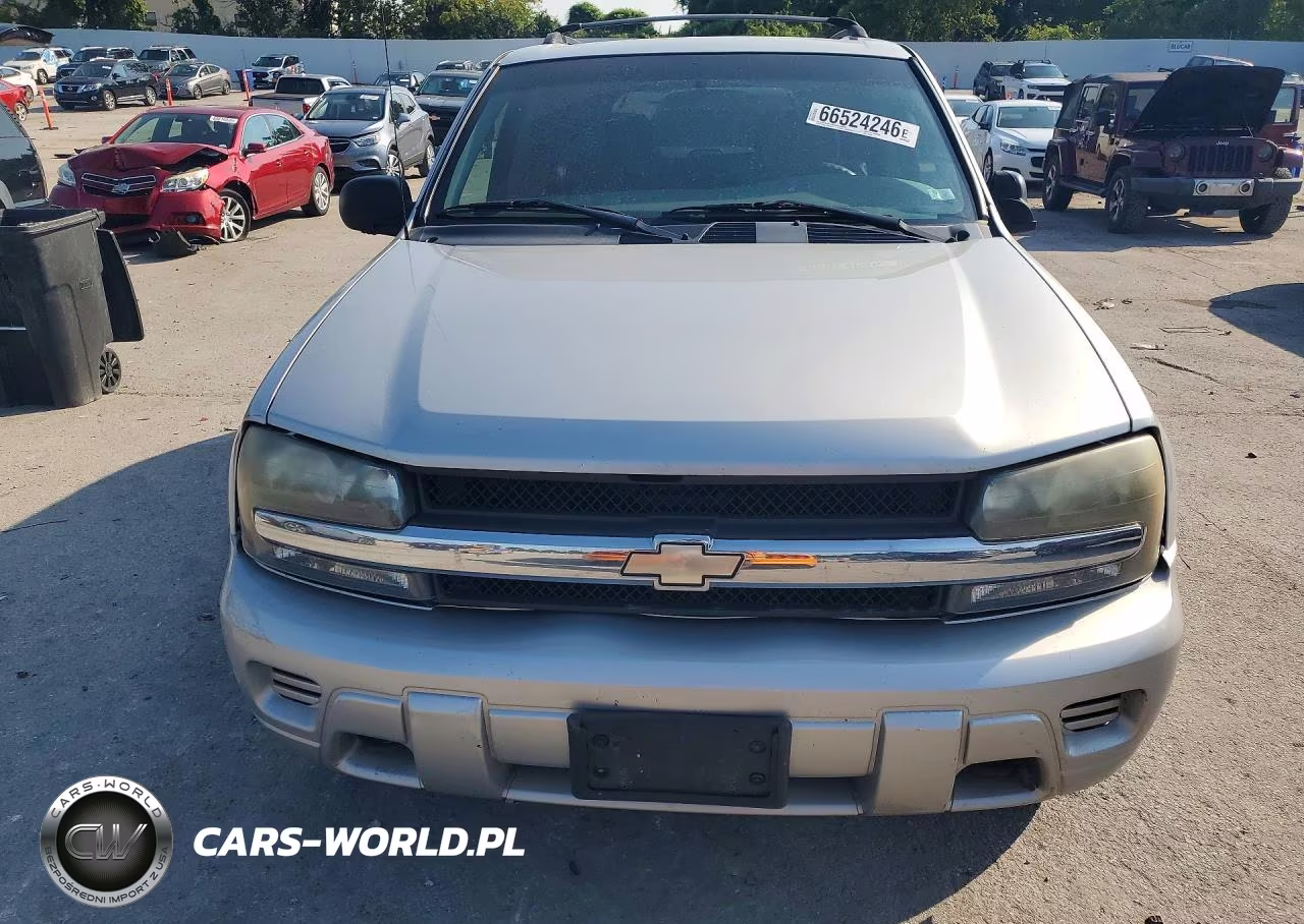 2004 Chevrolet Trailblazer Ls VIN:1GNDT13S642146061 - 5