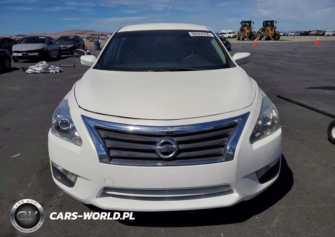2014 Nissan Altima 2.5 S VIN:1N4AL3AP2EC271663 - 5