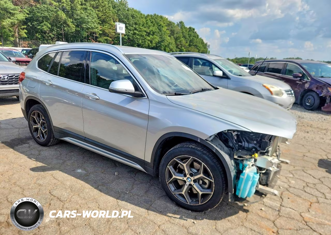 2018 BMW X1 Sdrive28I VIN:WBXHU7C38J5L08191 - 4