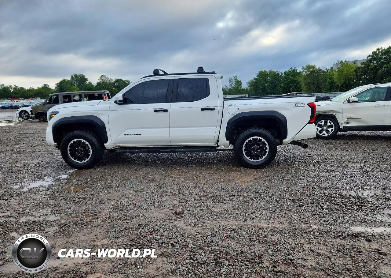 2025 Toyota Tacoma Trd Off Road VIN:3TMLB5JN2SM096891 - 12