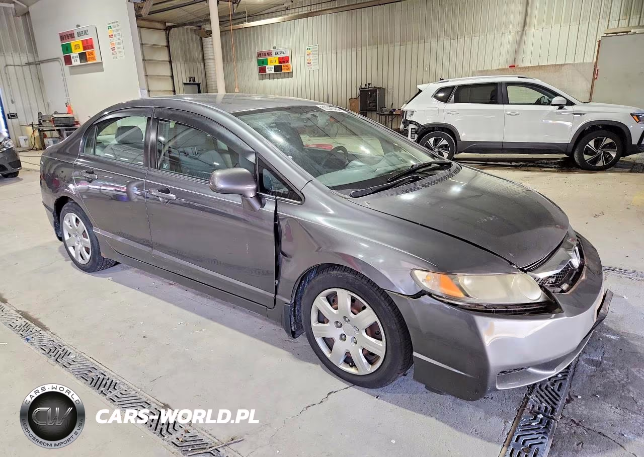 2010 Honda Civic Lx VIN:2HGFA1F57AH323766 - 4