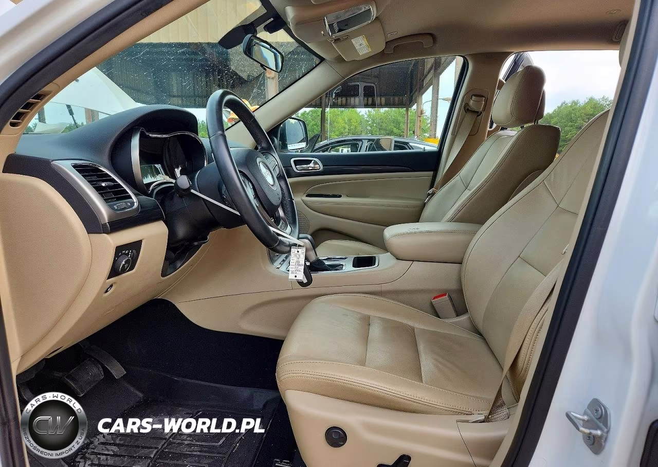 2019 Jeep Grand Cherokee Laredo VIN:1C4RJEAG3KC752211 - 7